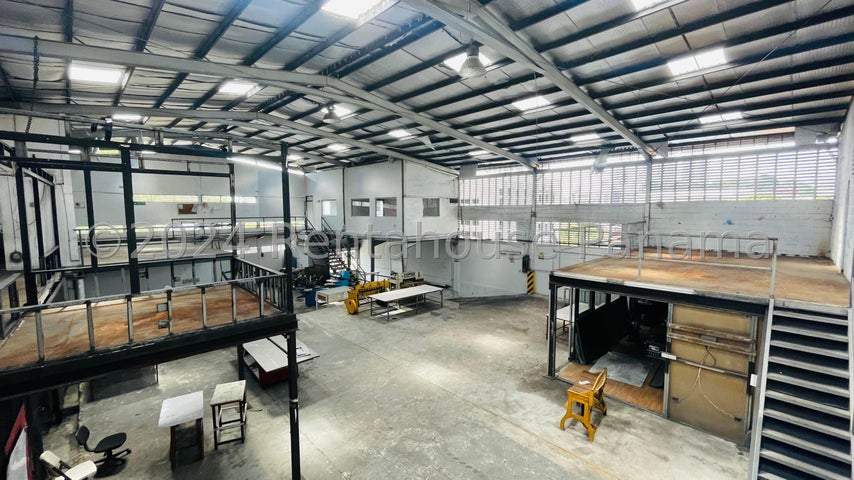 Exclusive Warehouse - Galera en Pueblo Nuevo